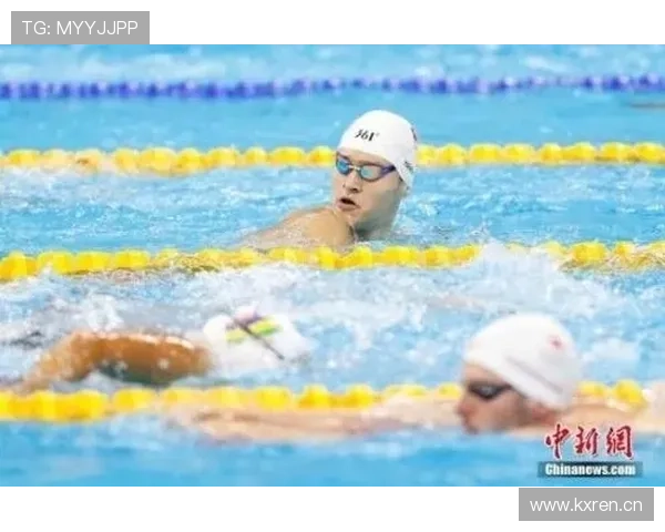 孙杨，白天像苦行僧练水，下了泳池就像富豪去度假，反差太刺激了吧